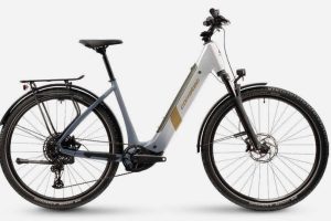 Corratec - E-POWER MTC CX8 ELITE WAVE - Bosch Performance Line CX Smart System - 100NM  - 800Wh - Wave - Größe M - weiß, dunkel silber, dunkel beige, dunkel grau