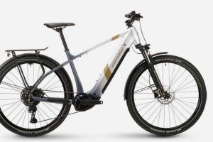 Corratec - E-POWER MTC CX8 ELITE GENT - Bosch Performance Line CX Smart System - 100NM - 800Wh - High - Größe L - weiß, dunkel silber, dunkel beige, dunkel grau